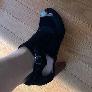 Women’s black via spiga per toe sandal